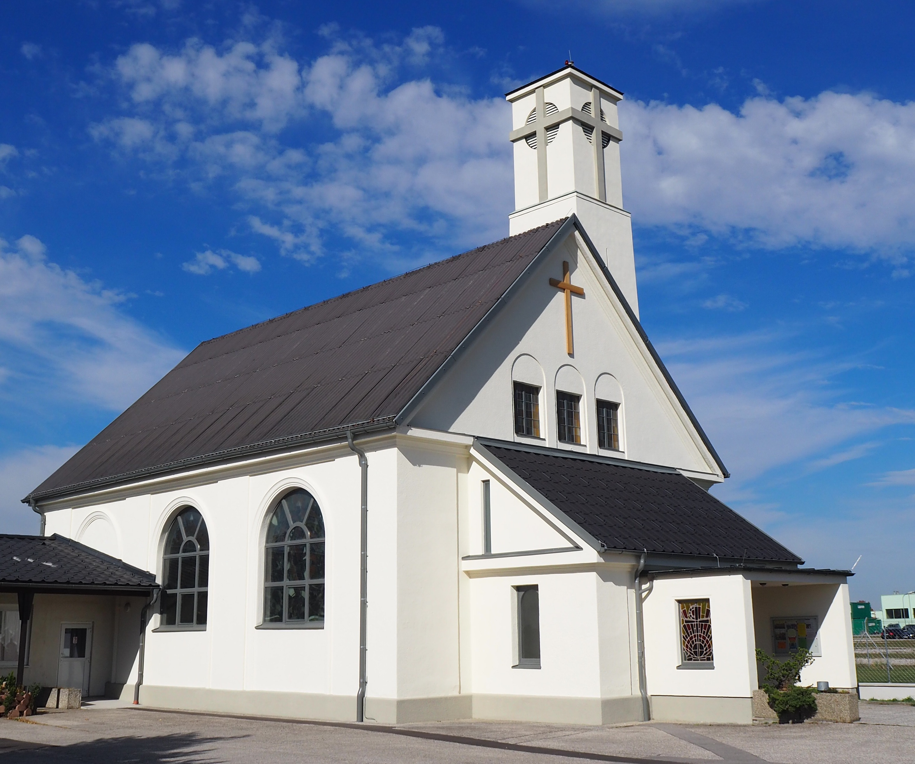 Pfarrkirche St. Anton am Flugfeld, Wiener Neustadt